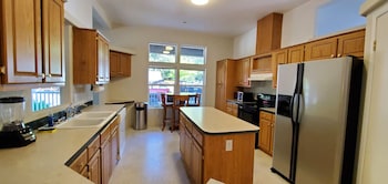 3 rivers resort and guide service