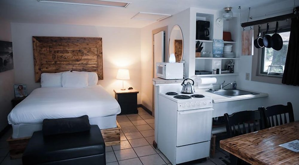 3 rivers resort and guide service