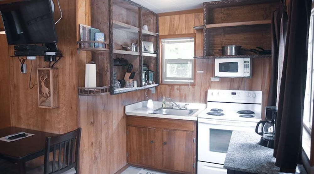 3 rivers resort and guide service