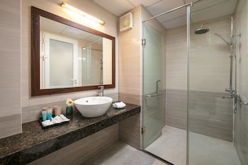 silk flower hotel and spa