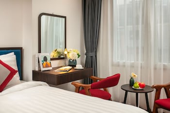 silk flower hotel and spa