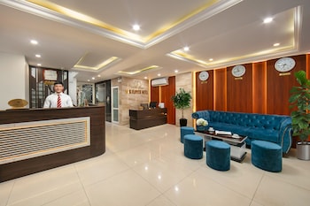 silk flower hotel and spa