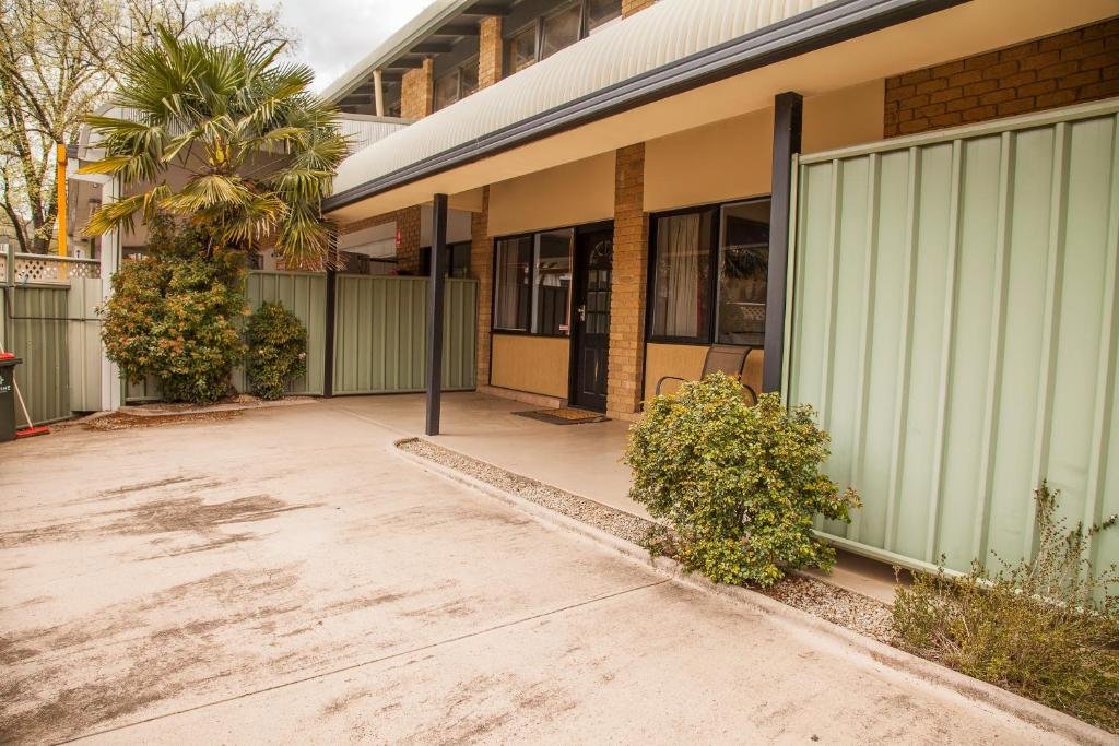 cherry lane apartments