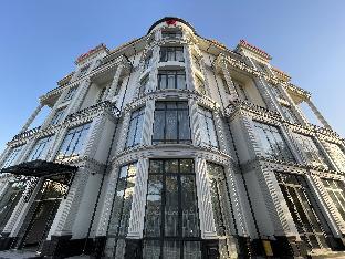 garnet hotel