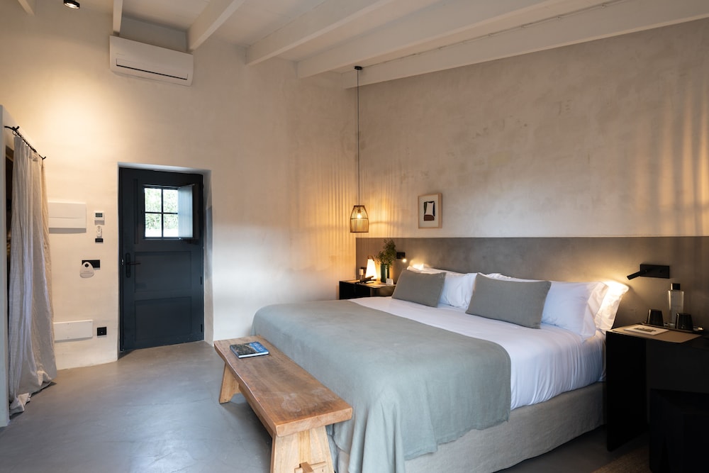 finca serena mallorca small luxury hotels