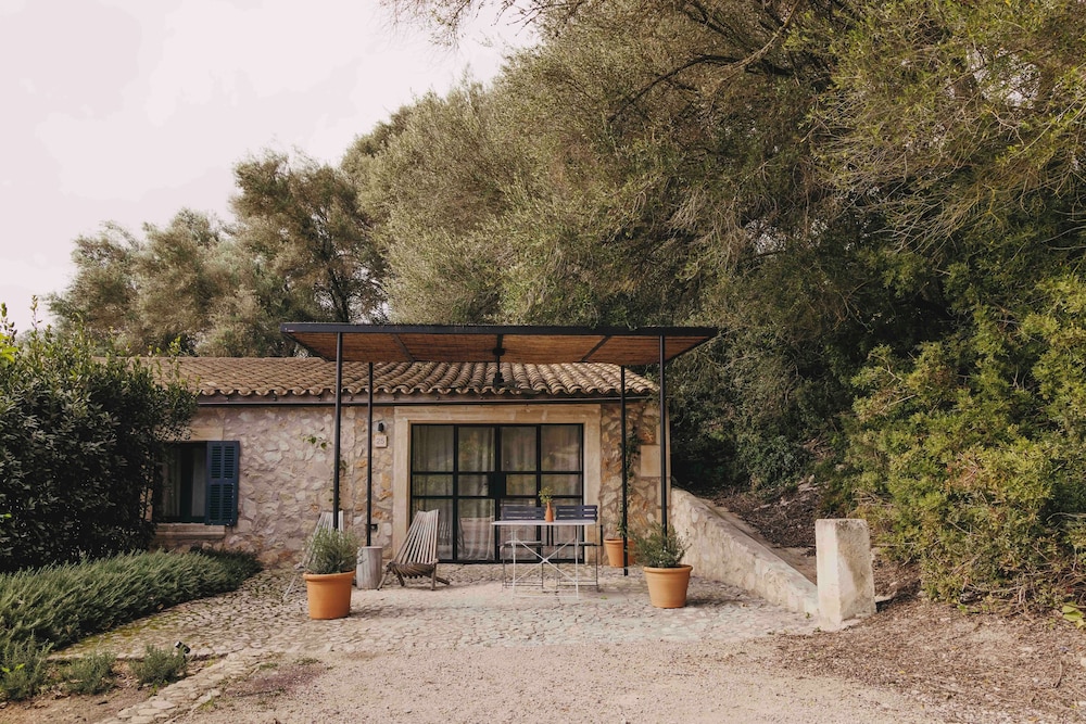 finca serena mallorca small luxury hotels