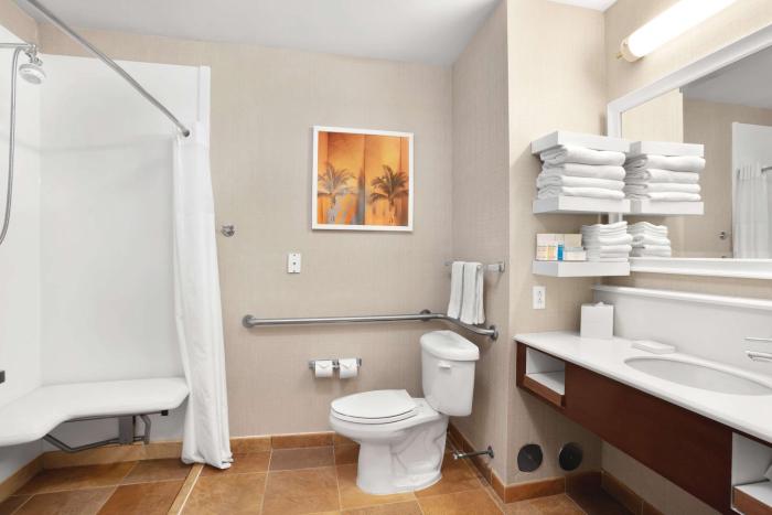 hampton inn by hilton hallandale beach aventura