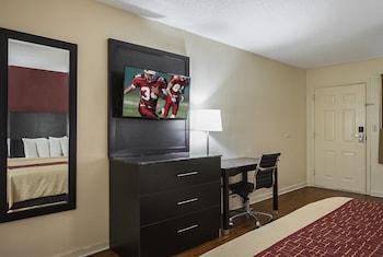 red roof inn and suites scottsboro