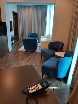 c hotel and suites doha