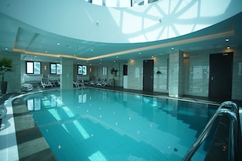 c hotel and suites doha