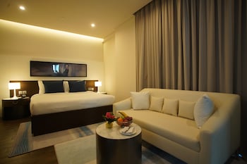 c hotel and suites doha