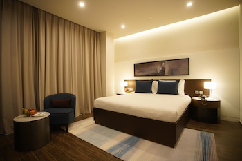 c hotel and suites doha
