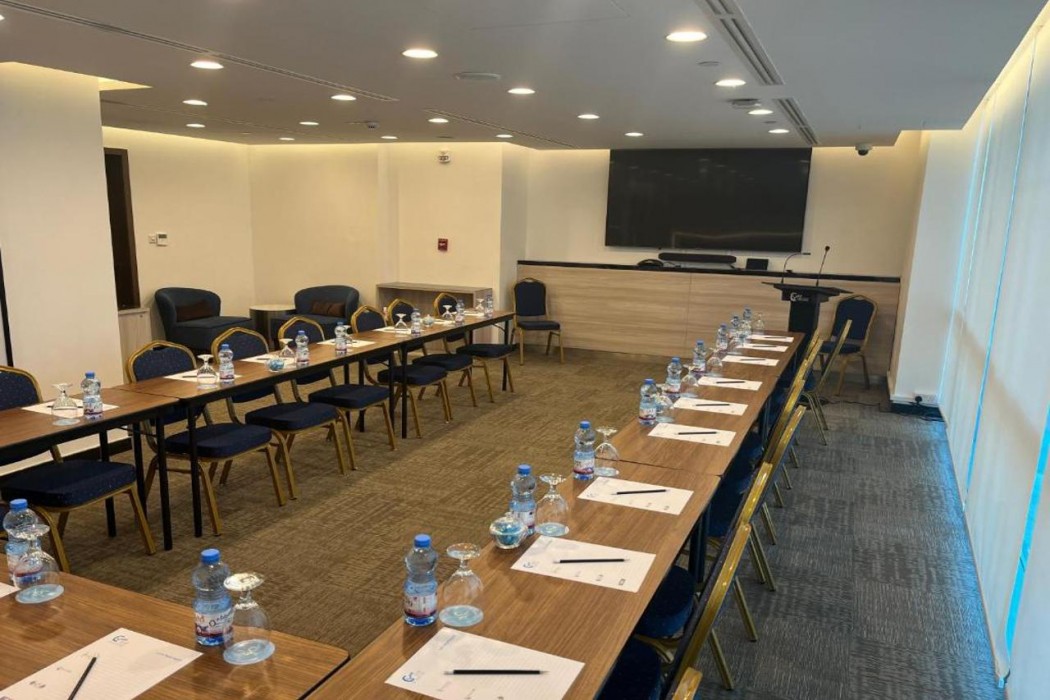 c hotel and suites doha