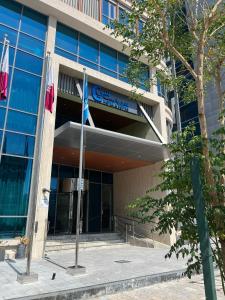 c hotel and suites doha