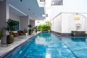 le cap hotel and apartment