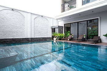 le cap hotel and apartment