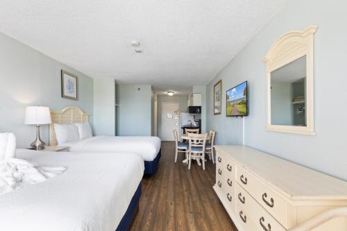 seamist driftwood vacation studio with balcony