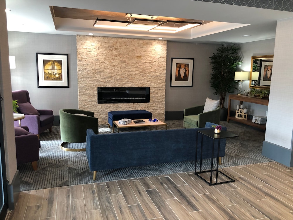 comfort inn and suites gallatin nashville metro