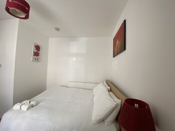 lovely and cosy house in cardiff south wales