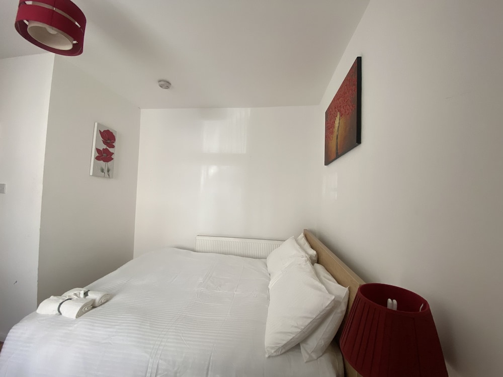 lovely and cosy house in cardiff south wales