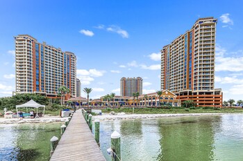 pensacola beach