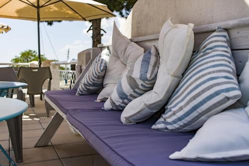 hotel mitikas