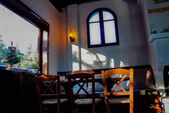 hotel mitikas