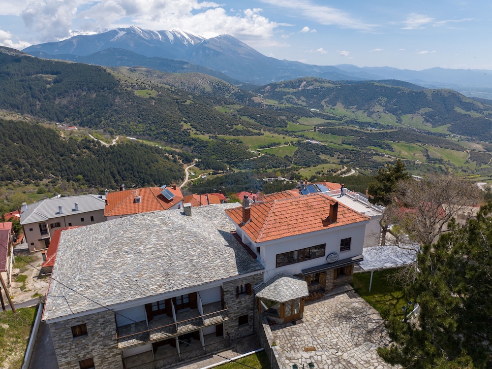hotel mitikas
