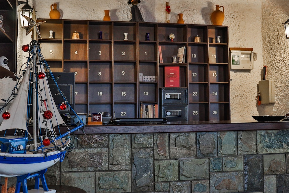 hotel mitikas