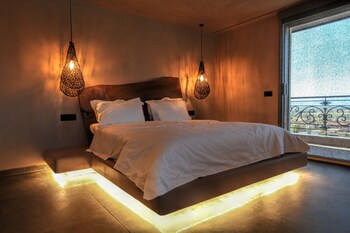 meteora heaven and earth