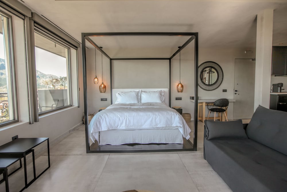 meteora heaven and earth