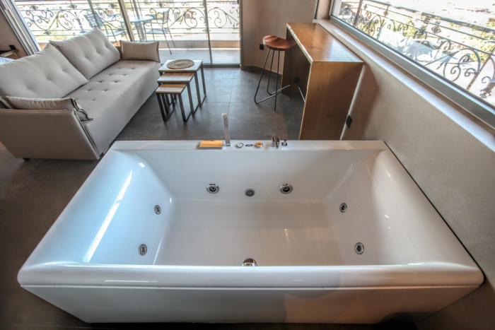 meteora heaven and earth