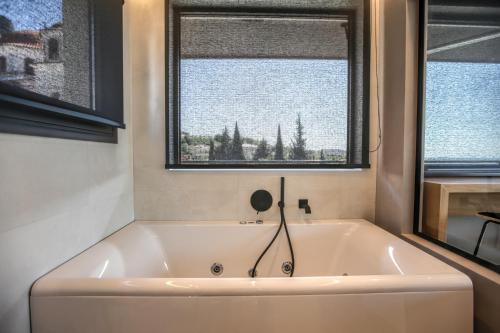 meteora heaven and earth