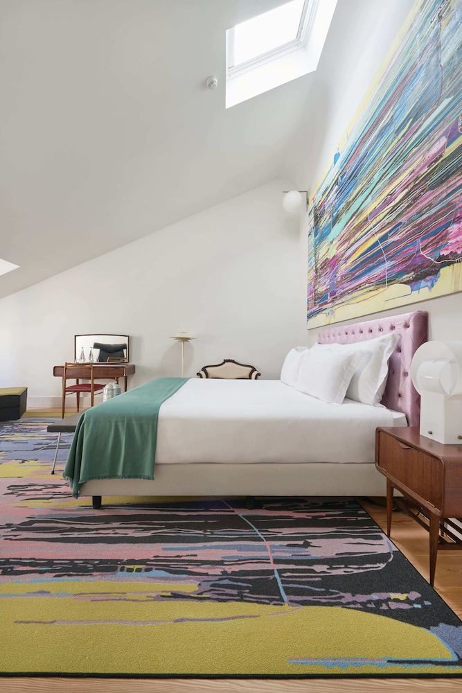 cais urban lodge