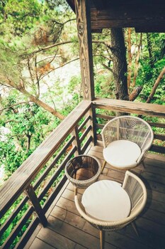 amaya retreat