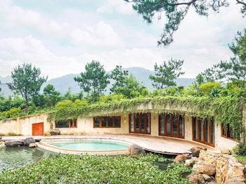 amaya retreat