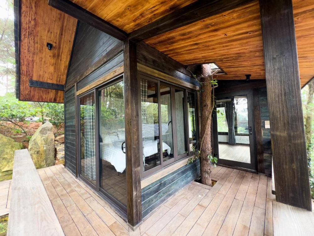 amaya retreat