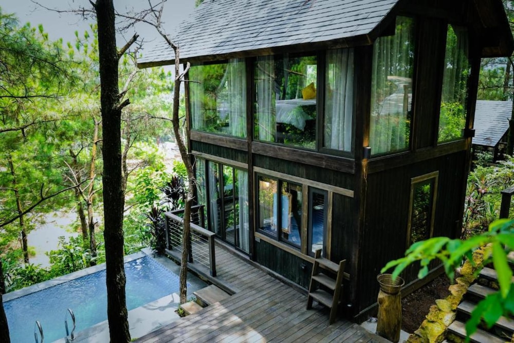 amaya retreat