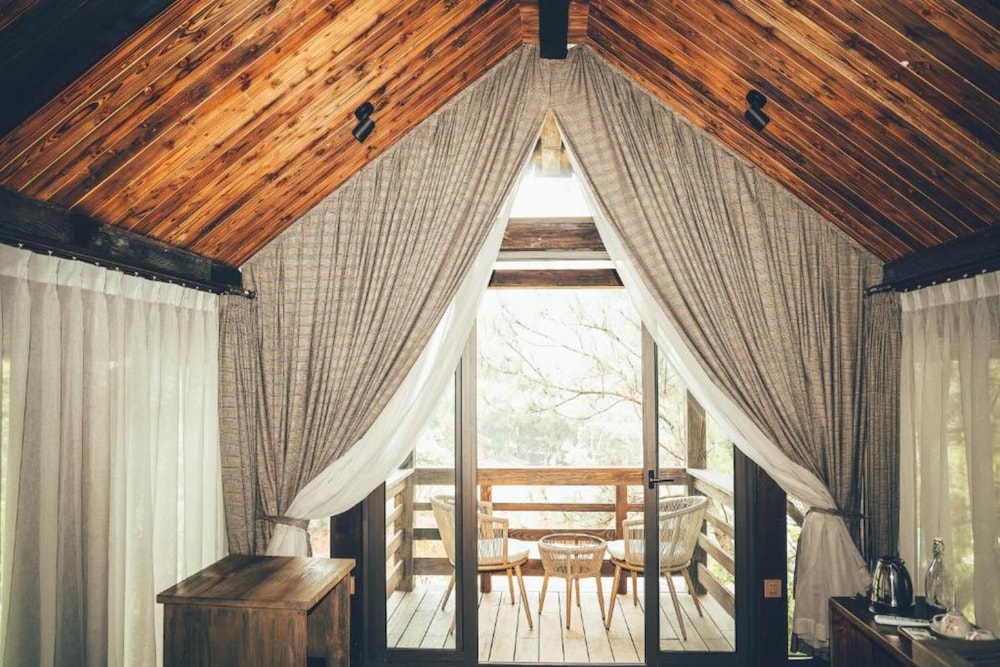 amaya retreat