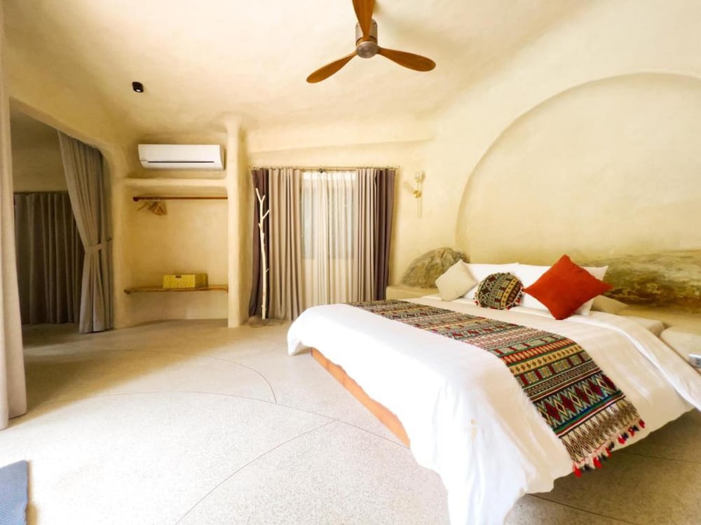 amaya retreat