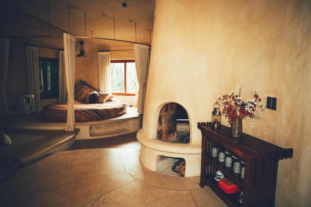 amaya retreat