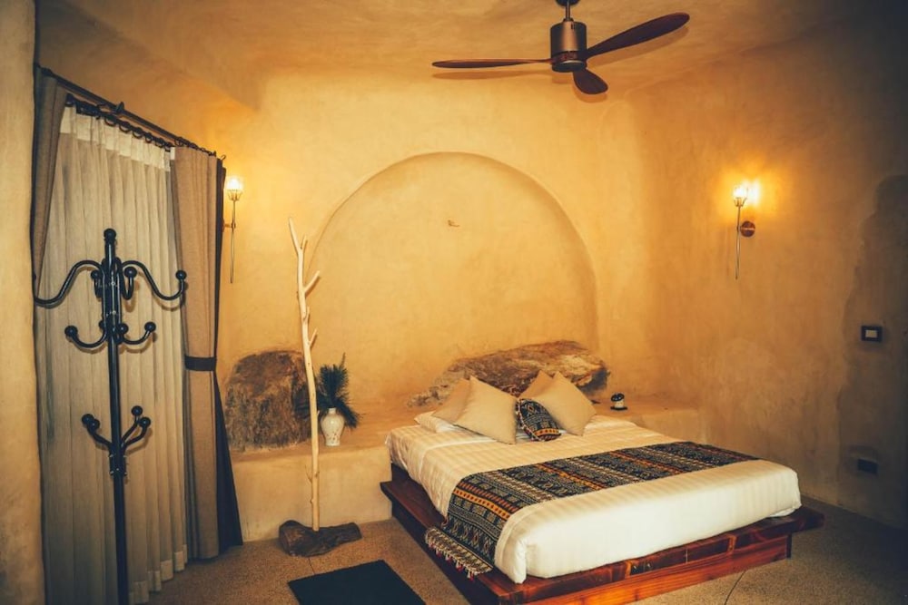 amaya retreat