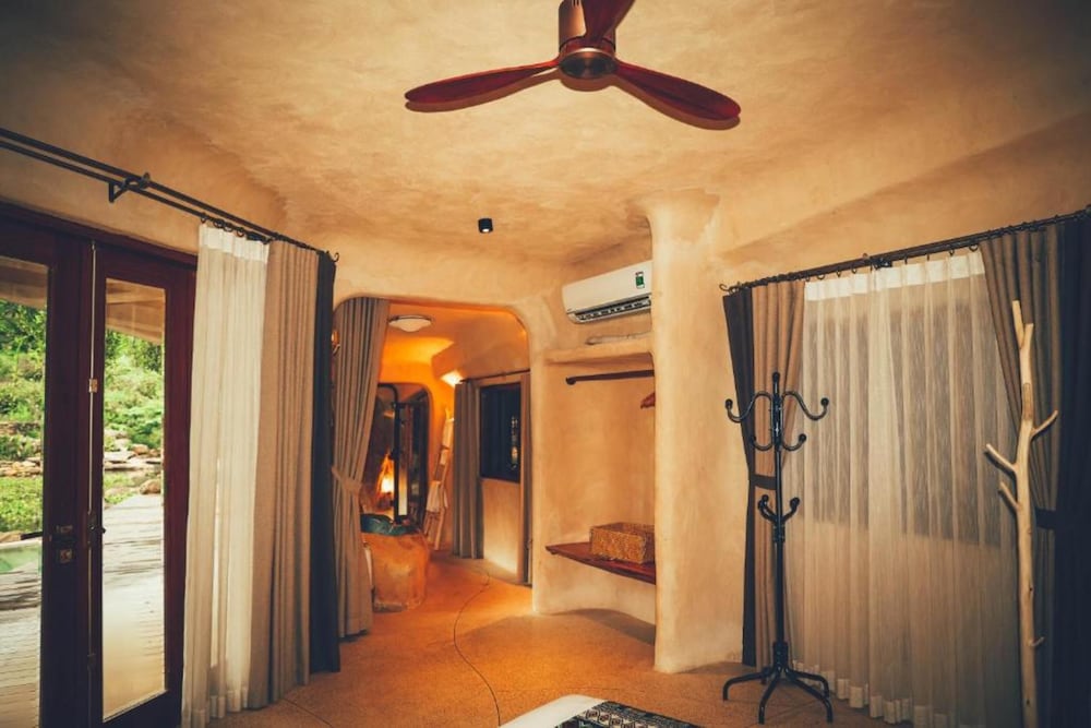 amaya retreat