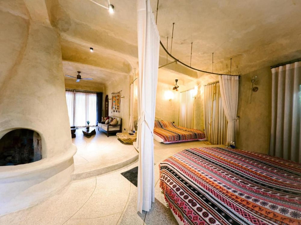 amaya retreat