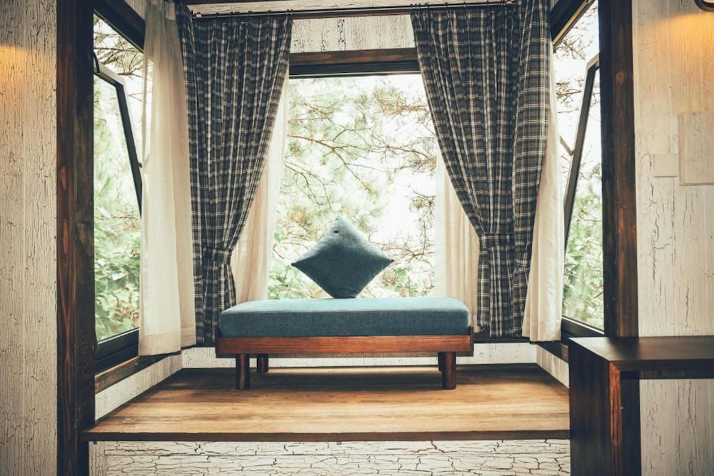 amaya retreat