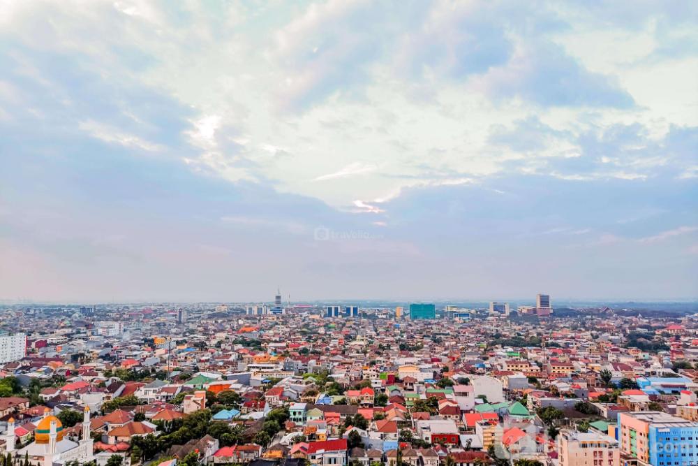 comfortable 2br apartment at vida view makassar