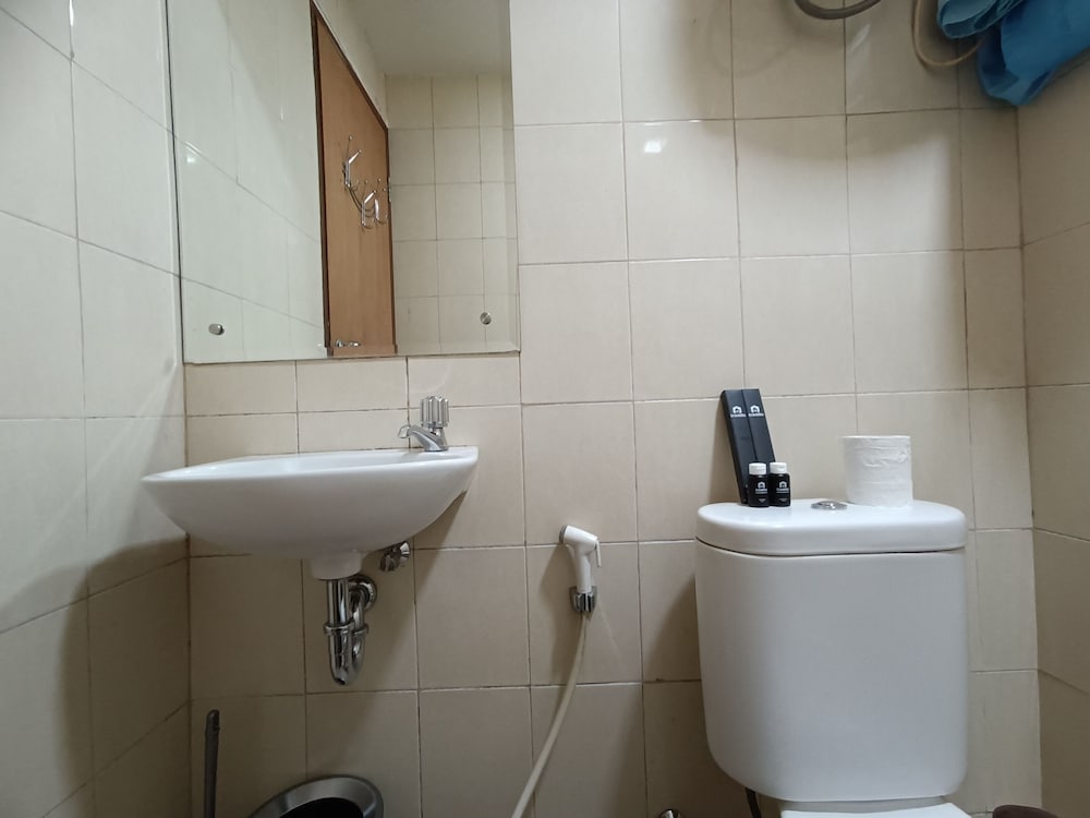 comfortable 2br apartment at vida view makassar