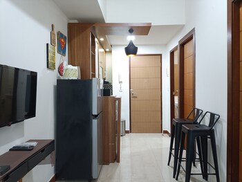 comfortable 2br apartment at vida view makassar