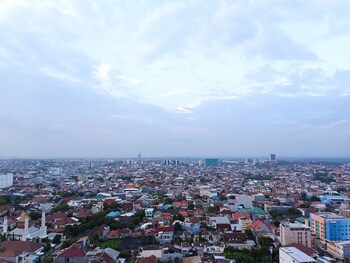 comfortable 2br apartment at vida view makassar