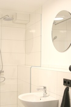 the manhattan a boutique hotel by american ease